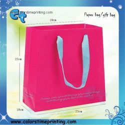 Customized design packaging bags with handle paper bags